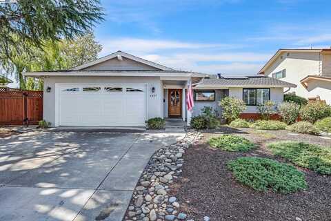 1437 Roselli Dr, Livermore, CA 94550