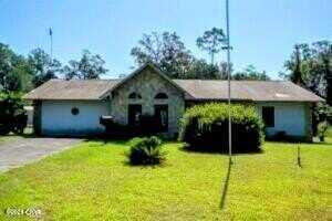 2186 Mill Road, Cottondale, FL 32431