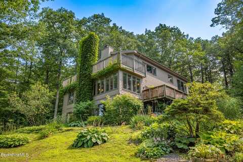 18 Cooper Creek Rd, Tyringham, MA 01264