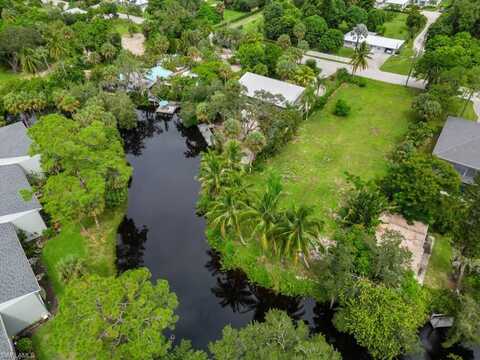 10790 Goodwin, BONITA SPRINGS, FL 34135