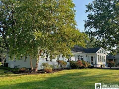 4608 W Lake Road, Dunkirk, NY 14048