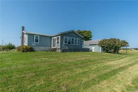 6867 Lighthouse Road, Henderson, NY 13650