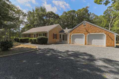 55 Berry Avenue, West Yarmouth, MA 02673