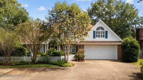 412 Hillcrest Drive, Morehead City, NC 28557