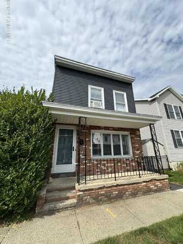 60-62 4th Street, Waterford, NY 12188