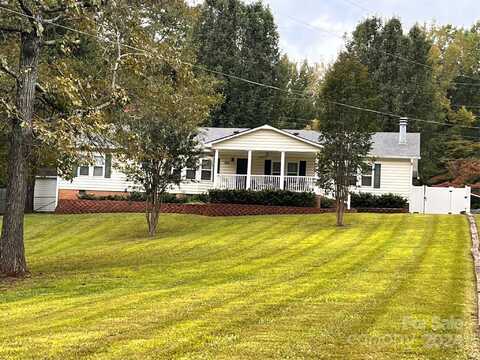 225 Thornwood Lane, Stanley, NC 28164