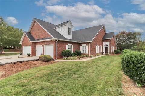 1372 Royalty Circle, Statesville, NC 28625