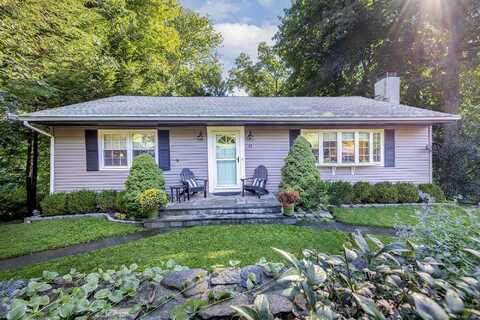 17 Lafayette Avenue, Ridgefield, CT 06877