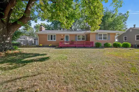 3923 Dosh Road, Des Moines, IA 50310