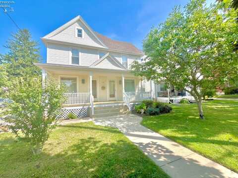 219 York Street, Bellevue, OH 44811