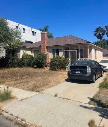 3290 Keeshen Drive, Los Angeles, CA 90066