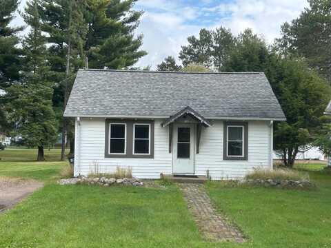 311 4TH ST S, Eagle River, WI 54521