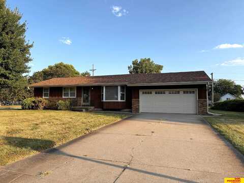 1668 W 11th Street, Fremont, NE 68025