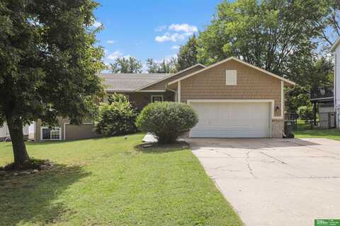 10953 Arrowhead Drive, Blair, NE 68008