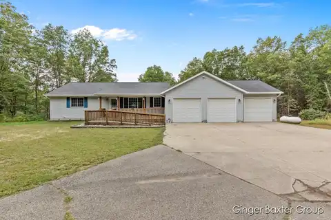 3880 E 40th Street, Newaygo, MI 49337