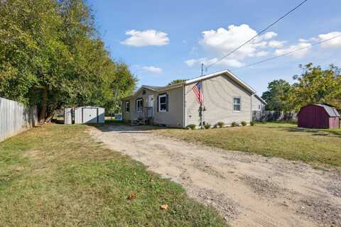 512 3rd Street, Middleville, MI 49333