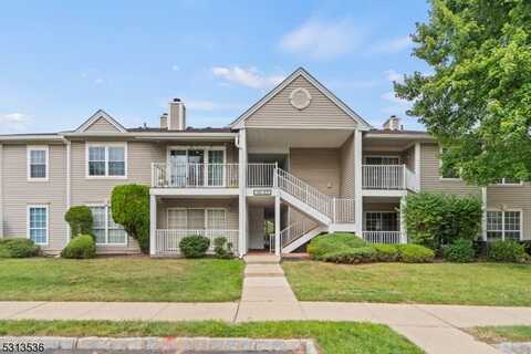 24 Amberly Ct, Franklin, NJ 08823