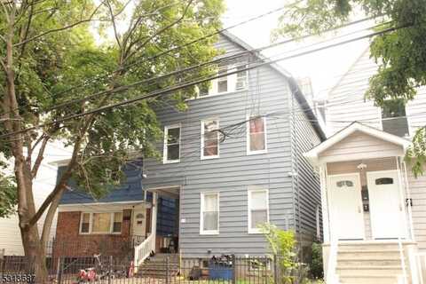 16 Alexander St, Newark, NJ 07106