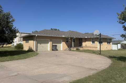 1000 Roxanne, Great Bend, KS 67530