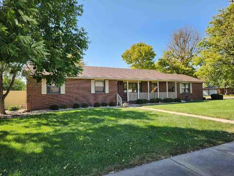 2503 Kent Pl, Hutchinson, KS 67502