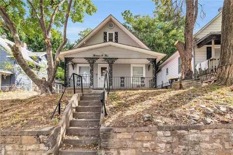 1305 Oakley Avenue, Kansas City, MO 64127