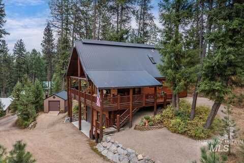 9 Stardust Lane, Garden Valley, ID 83622