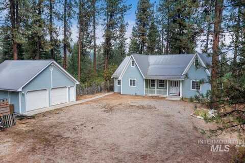 149 Scriver Woods Rd., Garden Valley, ID 83622