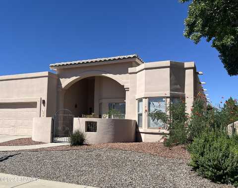 566 Canyon Point Road, Las Cruces, NM 88011