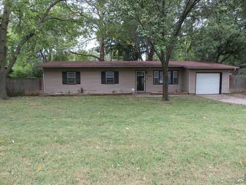 2305 SW Madeline Lane, Topeka, KS 66614