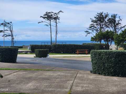 6225 N Coast Hwy Lot 193, Newport, OR 97365