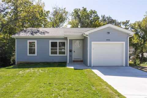 8906 Higginson Avenue, Bel-Ridge, MO 63121