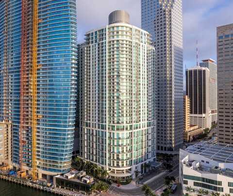 300 S Biscayne Blvd, Miami, FL 33131