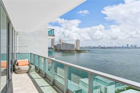 1331 Brickell Bay Dr, Miami, FL 33131