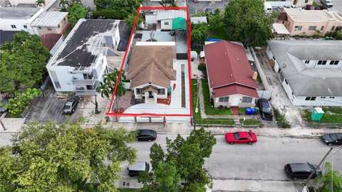 2028 SW 2nd St, Miami, FL 33135