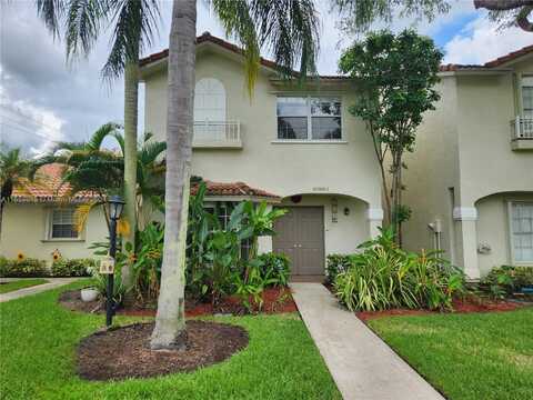 10863 NW 8th St, Pembroke Pines, FL 33026