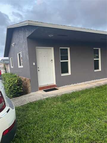 1520 NE 118th St, Miami, FL 33161