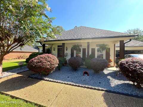 106 Oak Grove Drive, Brandon, MS 39047