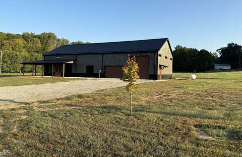 2126 E Stone Meadow Trail, Martinsville, IN 46151