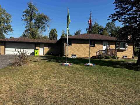 686 N Huron, Linwood, MI 48634