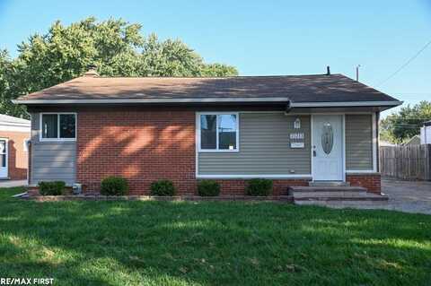 21213 Parkway, Saint Clair Shores, MI 48082