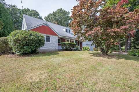 19 Riverlin Pkwy, Millbury, MA 01527