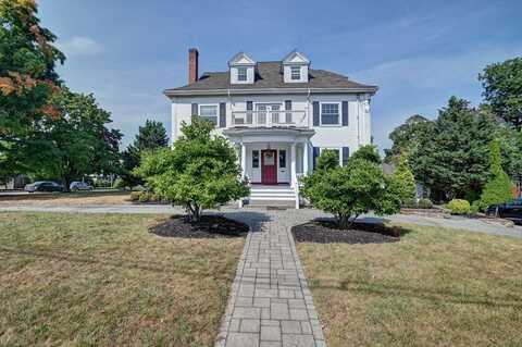 93 Dimmock St, Quincy, MA 02169