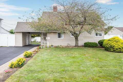 97 Friends Lane, Westbury, NY 11590