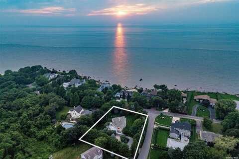 2515 Sound Drive, Greenport, NY 11944