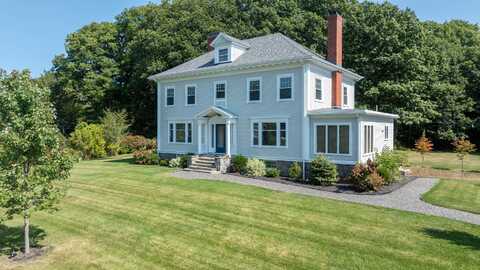 196 Ocean House Road, Cape Elizabeth, ME 04107