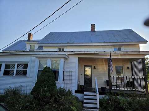 10 Mercer Road, Norridgewock, ME 04957