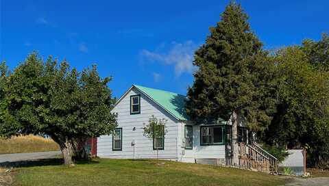 101 6th Avenue E, Eureka, MT 59917