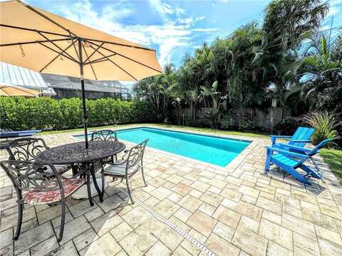 856 98th, NAPLES, FL 34108