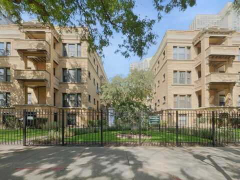 720 W Sheridan Road, Chicago, IL 60613