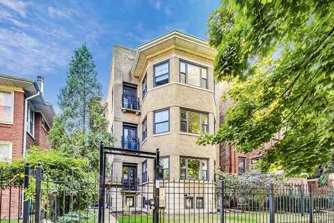 1513 W Fargo Avenue, Chicago, IL 60626